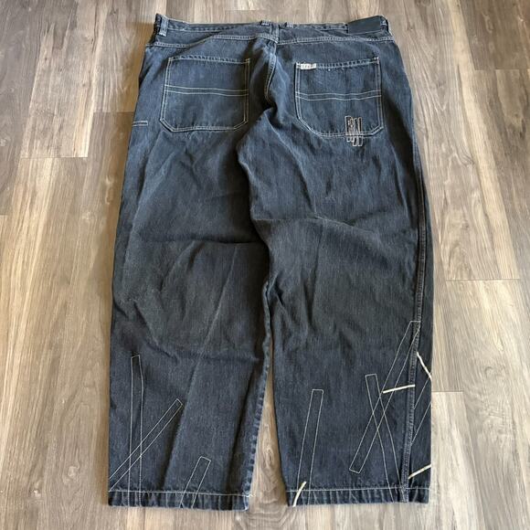 Vintage Y2K Rocawear Baggy Jeans Men's Size 46x33 Black Skater Hip Hop Wide Leg - Picture 1 of 7